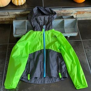 North Face boys rain jacket, size XXS (5)